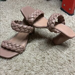 A NEW DAY Braided Tan Women's Sandals size 7.5